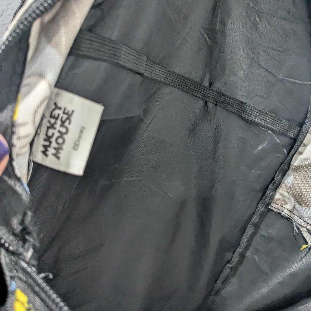 Mickey mouse back pack - Picture 3 of 4